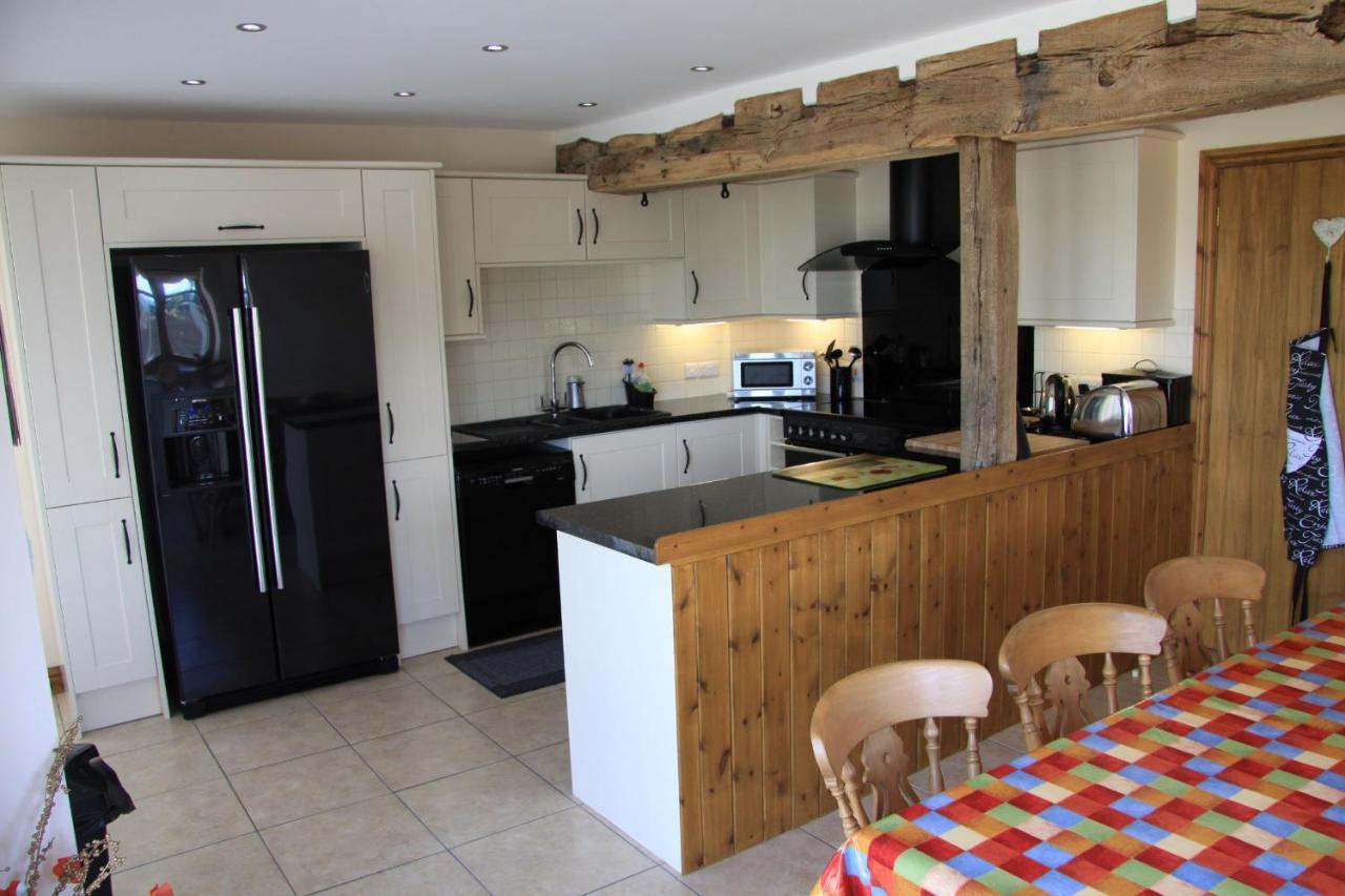 The Granary Self Catering Cottage Шрусбъри Екстериор снимка
