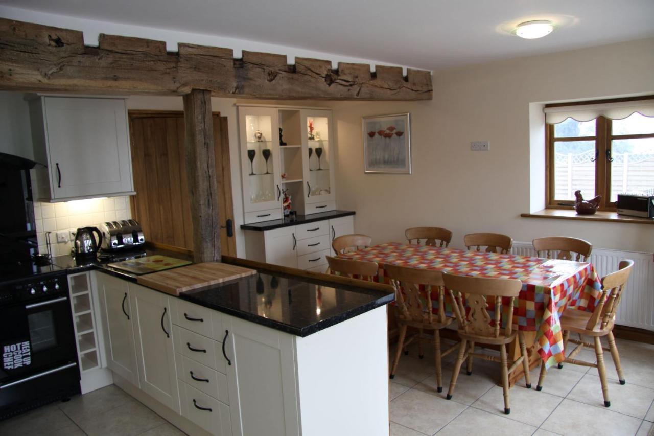 The Granary Self Catering Cottage Шрусбъри Екстериор снимка